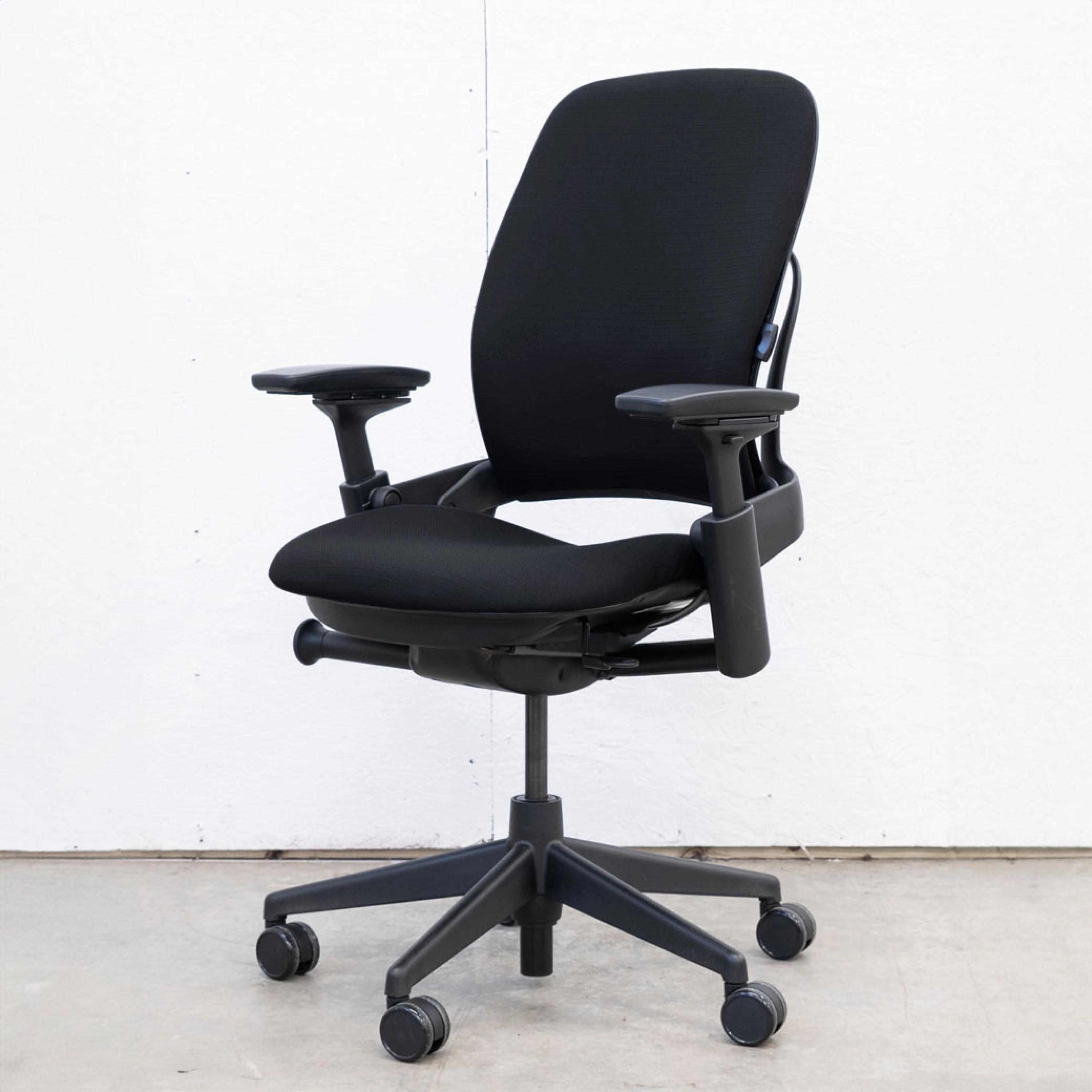 Used Steelcase Leap v2 As Is Chair - Very Good Condition